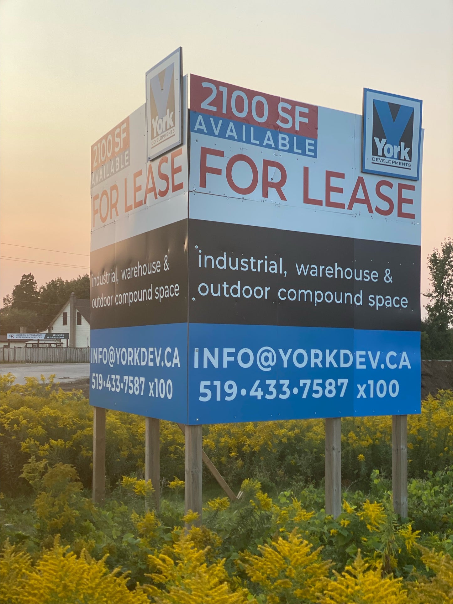 CONSTRUCTION SITE SIGNS