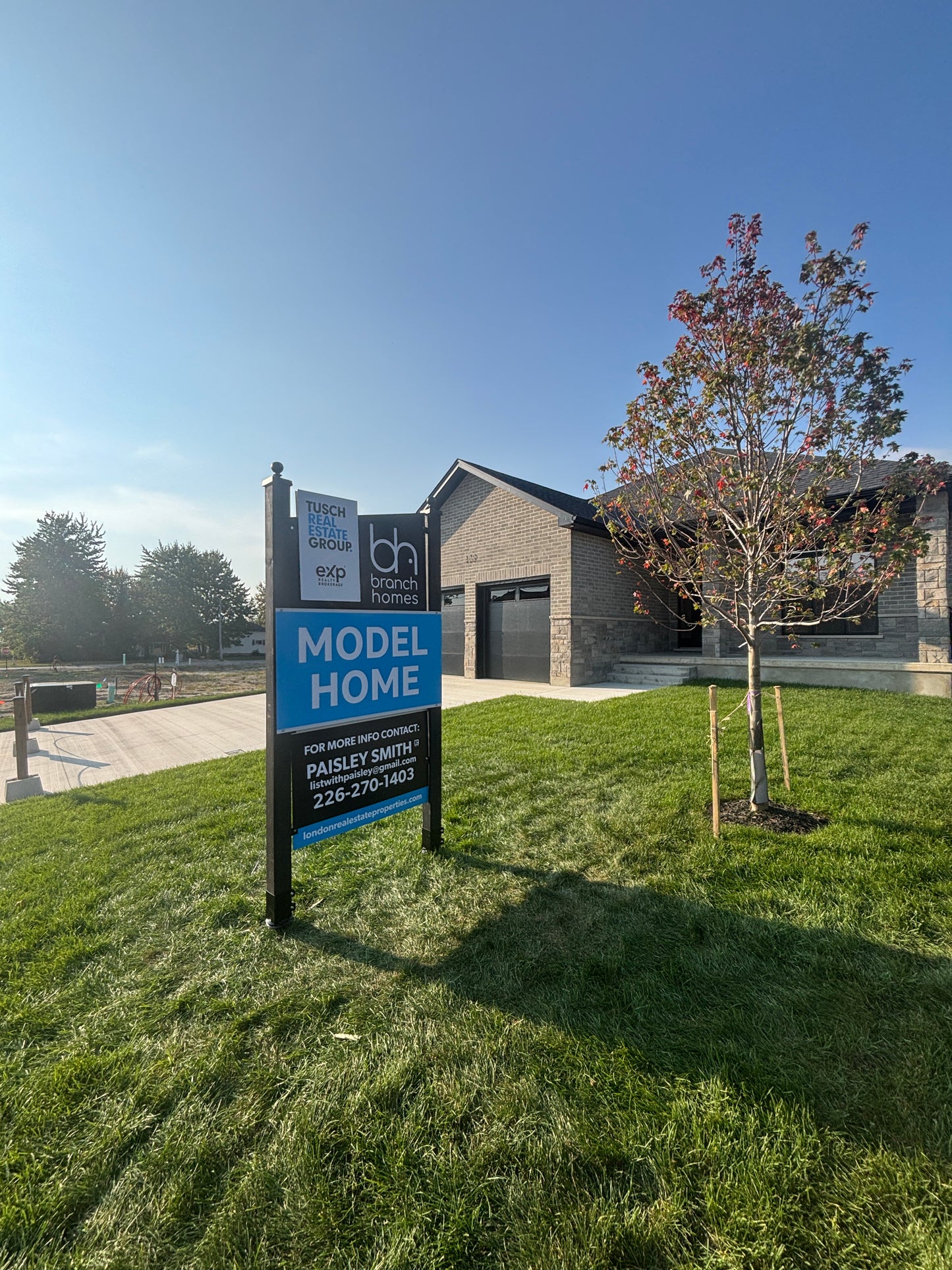 CONSTRUCTION SITE SIGNS